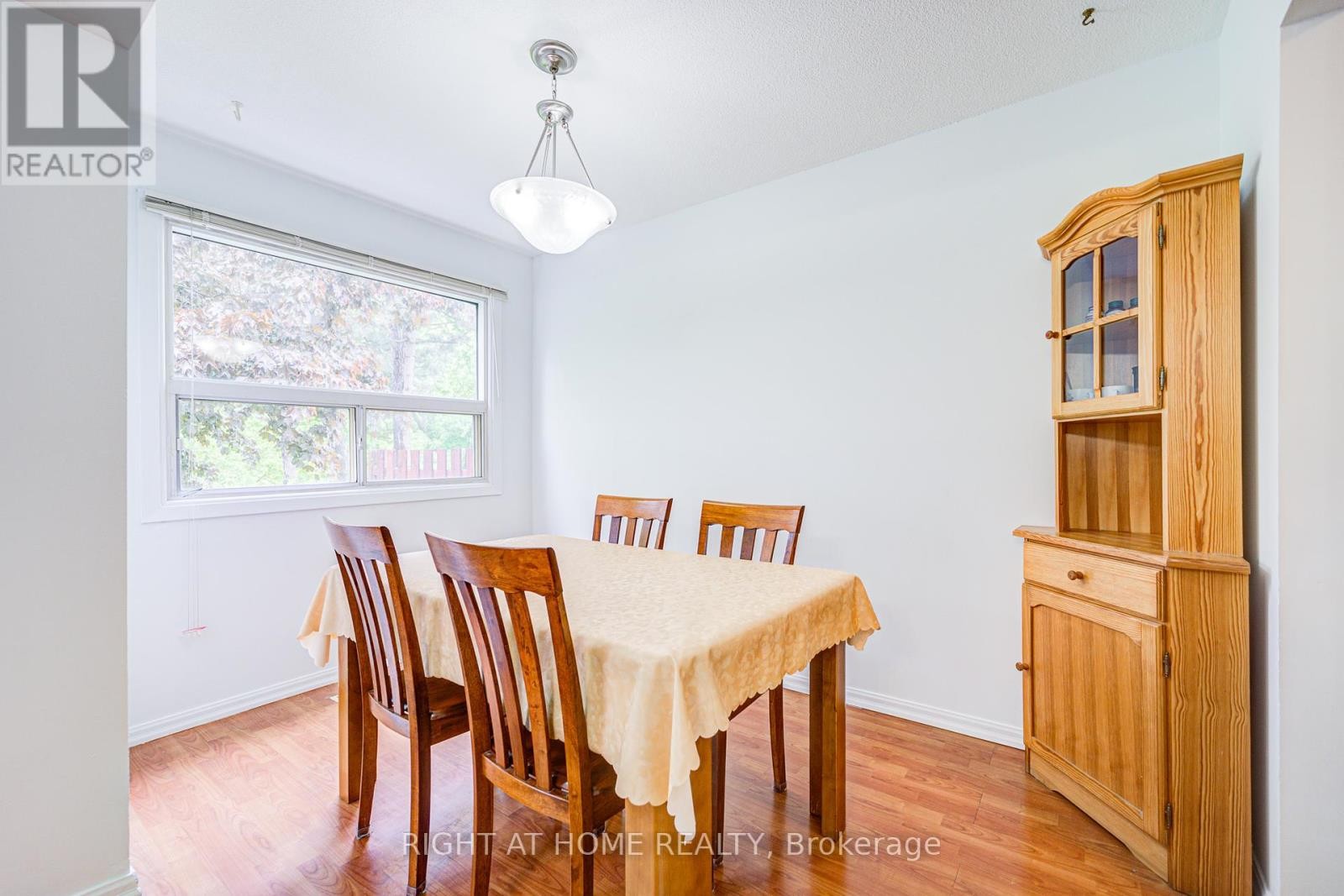 












44 - 55 BRIMWOOD BOULEVARD

,
Toronto (Agincourt North),




Ontario
M1V1E4

