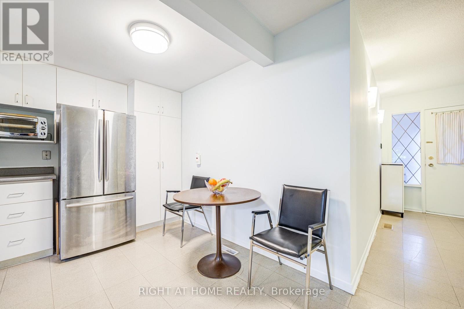 












44 - 55 BRIMWOOD BOULEVARD

,
Toronto (Agincourt North),




Ontario
M1V1E4

