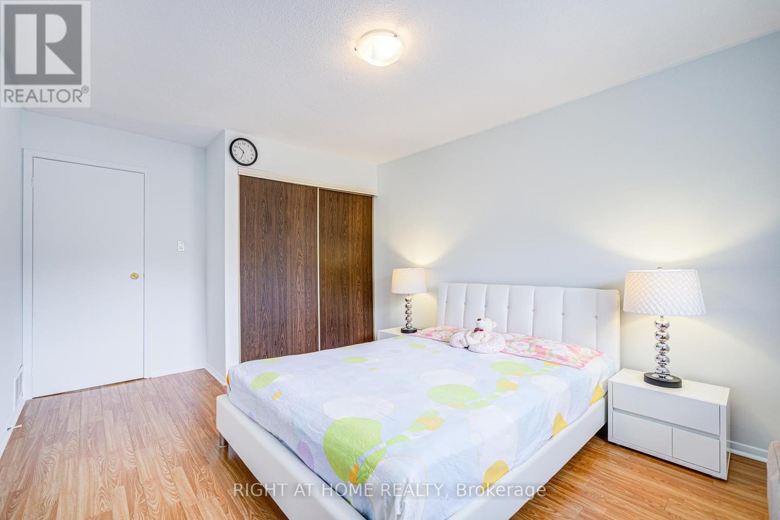 












44 - 55 BRIMWOOD BOULEVARD

,
Toronto (Agincourt North),




Ontario
M1V1E4


