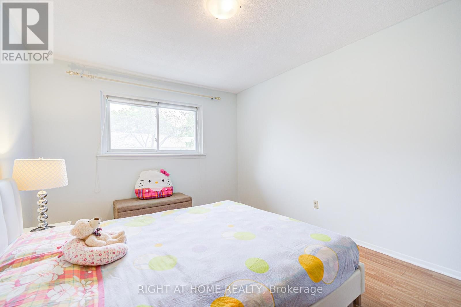 












44 - 55 BRIMWOOD BOULEVARD

,
Toronto (Agincourt North),




Ontario
M1V1E4

