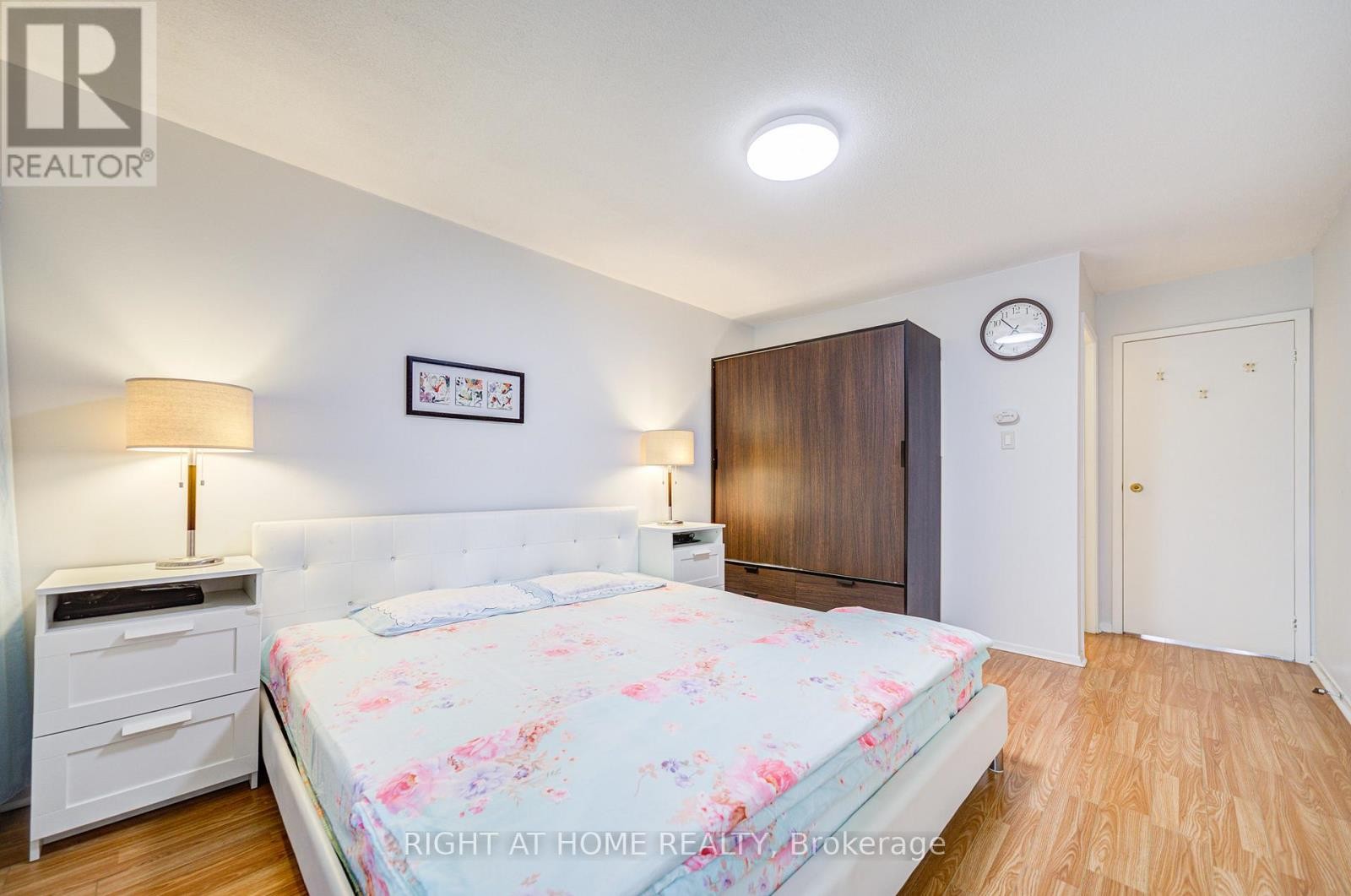 












44 - 55 BRIMWOOD BOULEVARD

,
Toronto (Agincourt North),




Ontario
M1V1E4

