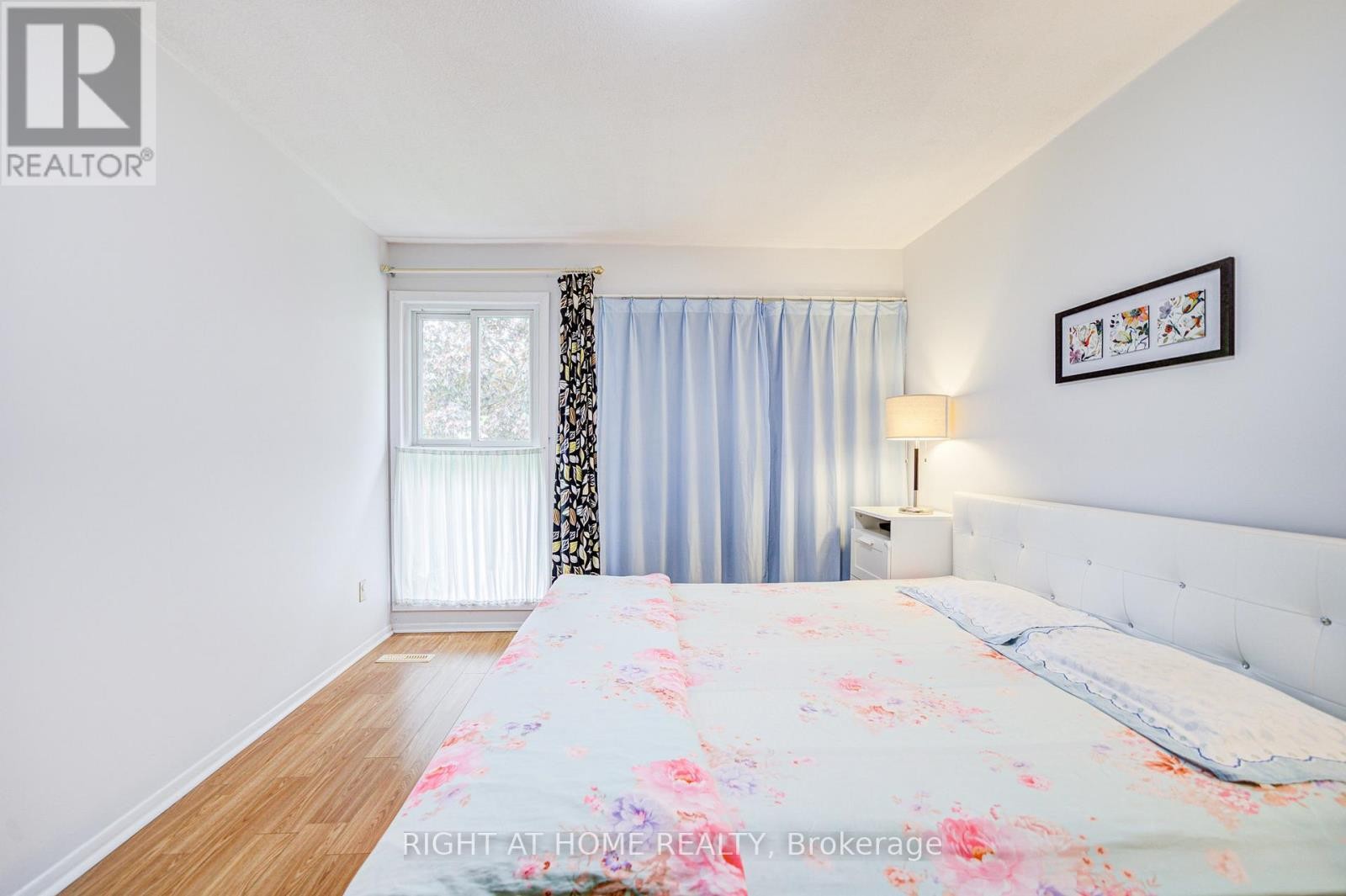 












44 - 55 BRIMWOOD BOULEVARD

,
Toronto (Agincourt North),




Ontario
M1V1E4

