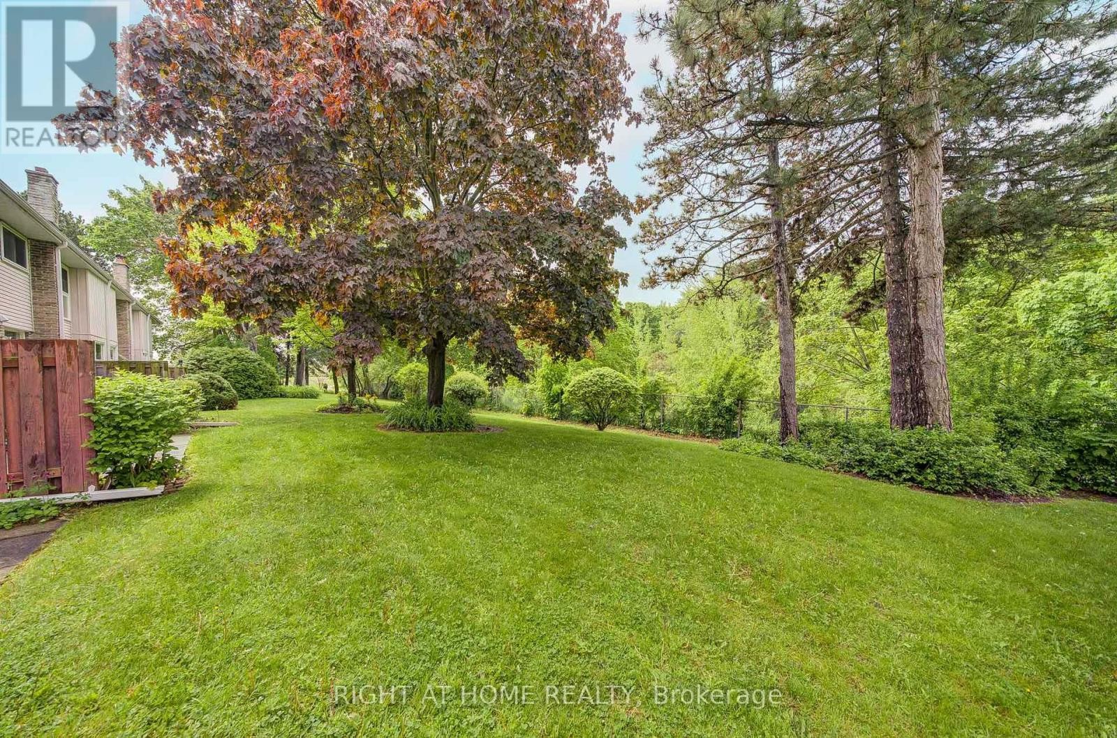 












44 - 55 BRIMWOOD BOULEVARD

,
Toronto (Agincourt North),




Ontario
M1V1E4

