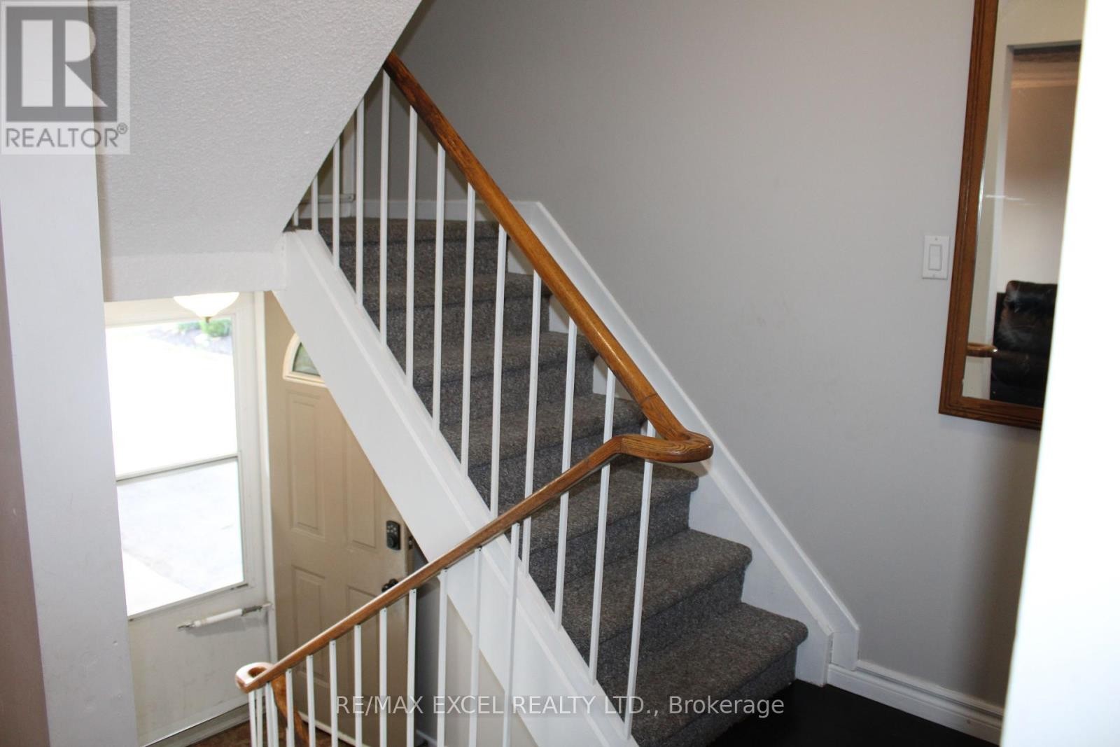 












216 NORTHMINSTER COURT

,
Oshawa (Centennial),




Ontario
L1G3T3

