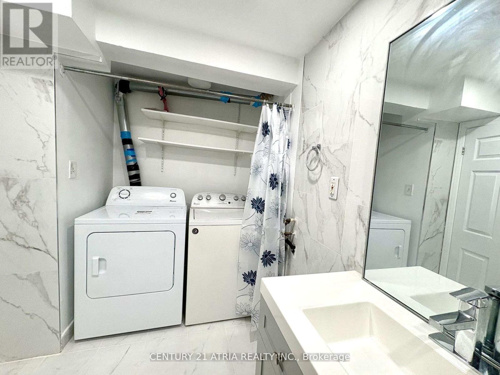 












BSMT - 508 LIGHTFOOT PLACE

,
Pickering (Woodlands),




Ontario
L1V5Z5

