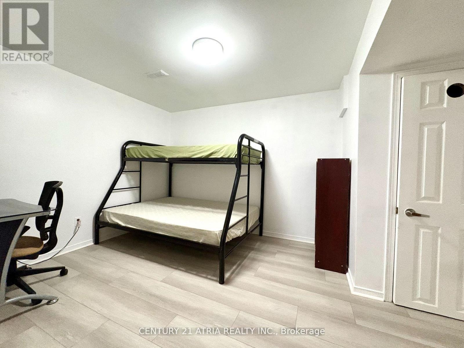 












BSMT - 508 LIGHTFOOT PLACE

,
Pickering (Woodlands),




Ontario
L1V5Z5

