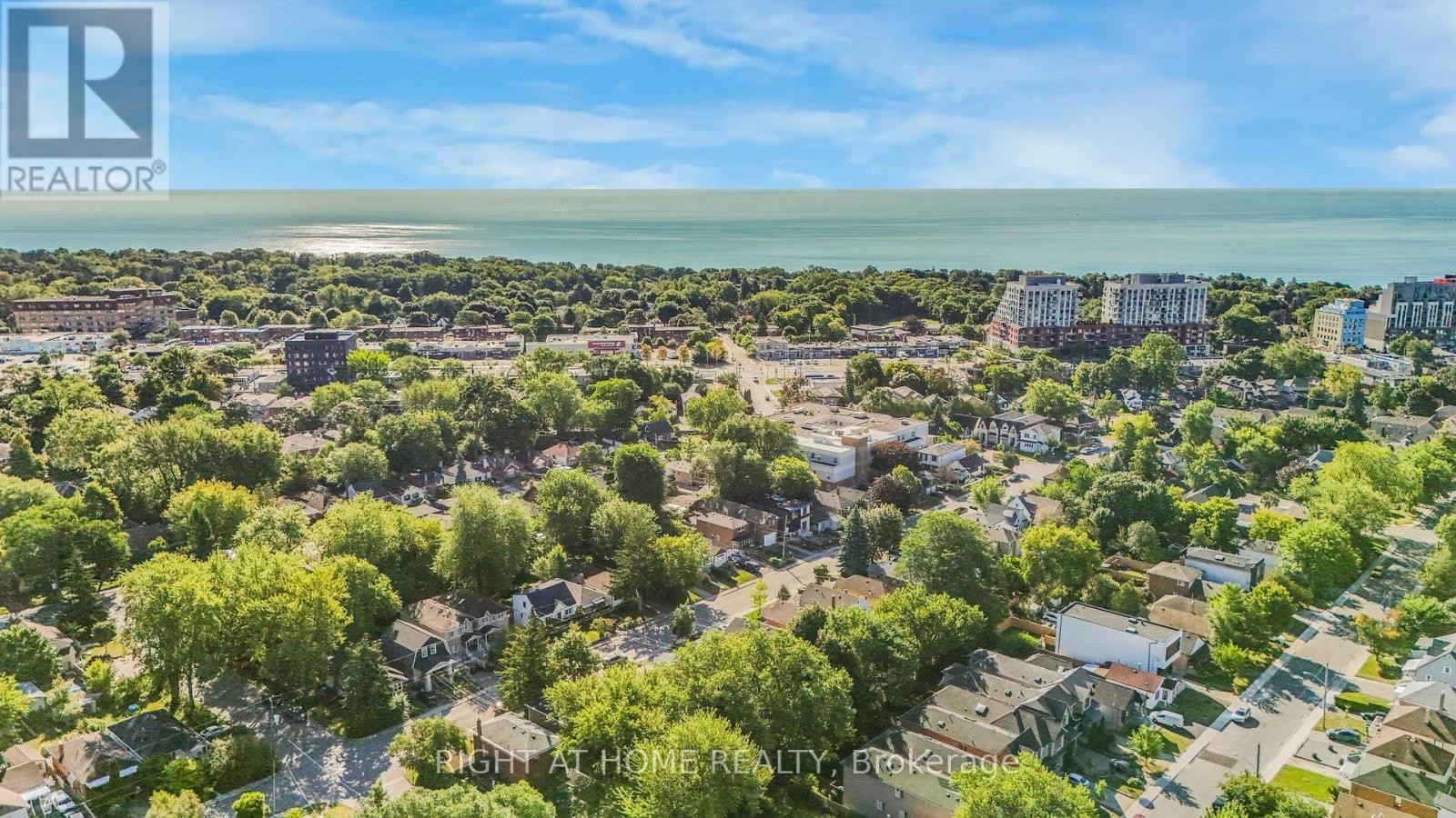 












36 VANBRUGH AVENUE

,
Toronto (Birchcliffe-Cliffside),




Ontario
M1N3S9

