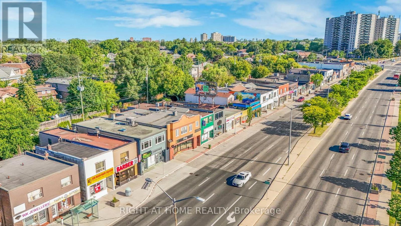












36 VANBRUGH AVENUE

,
Toronto (Birchcliffe-Cliffside),




Ontario
M1N3S9

