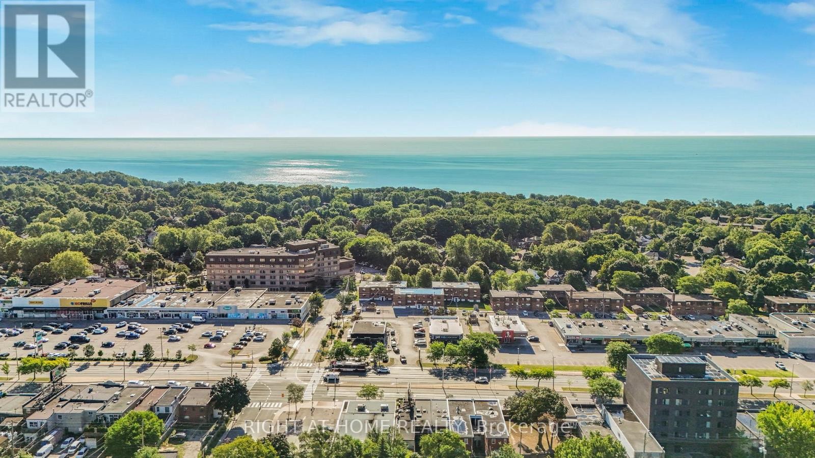












36 VANBRUGH AVENUE

,
Toronto (Birchcliffe-Cliffside),




Ontario
M1N3S9

