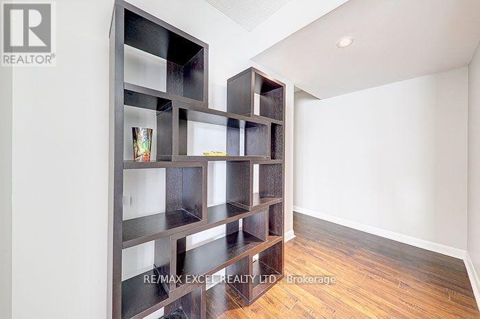 












608 - 25 TOWN CENTRE CRT STREET S

,
Toronto (Bendale),




Ontario
M1P0B4

