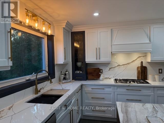 












1482 OLD FOREST ROAD

,
Pickering (Woodlands),




Ontario
L1V1N9

