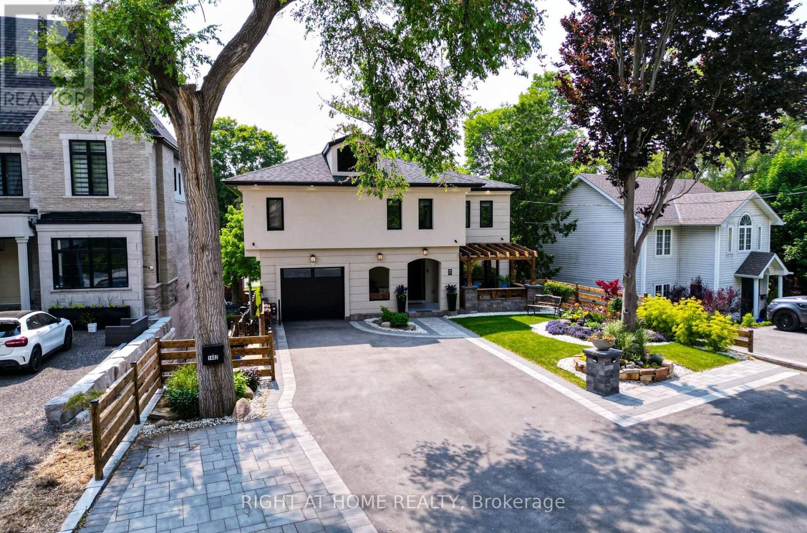












1482 OLD FOREST ROAD

,
Pickering (Woodlands),




Ontario
L1V1N9

