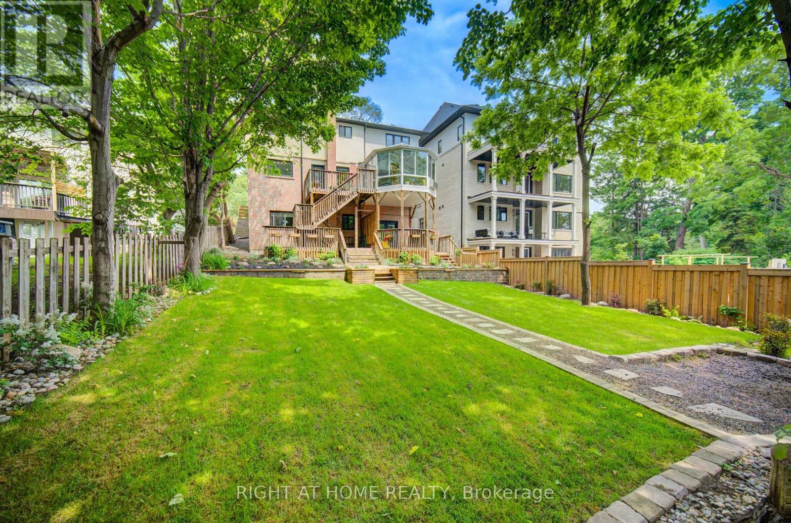 












1482 OLD FOREST ROAD

,
Pickering (Woodlands),




Ontario
L1V1N9

