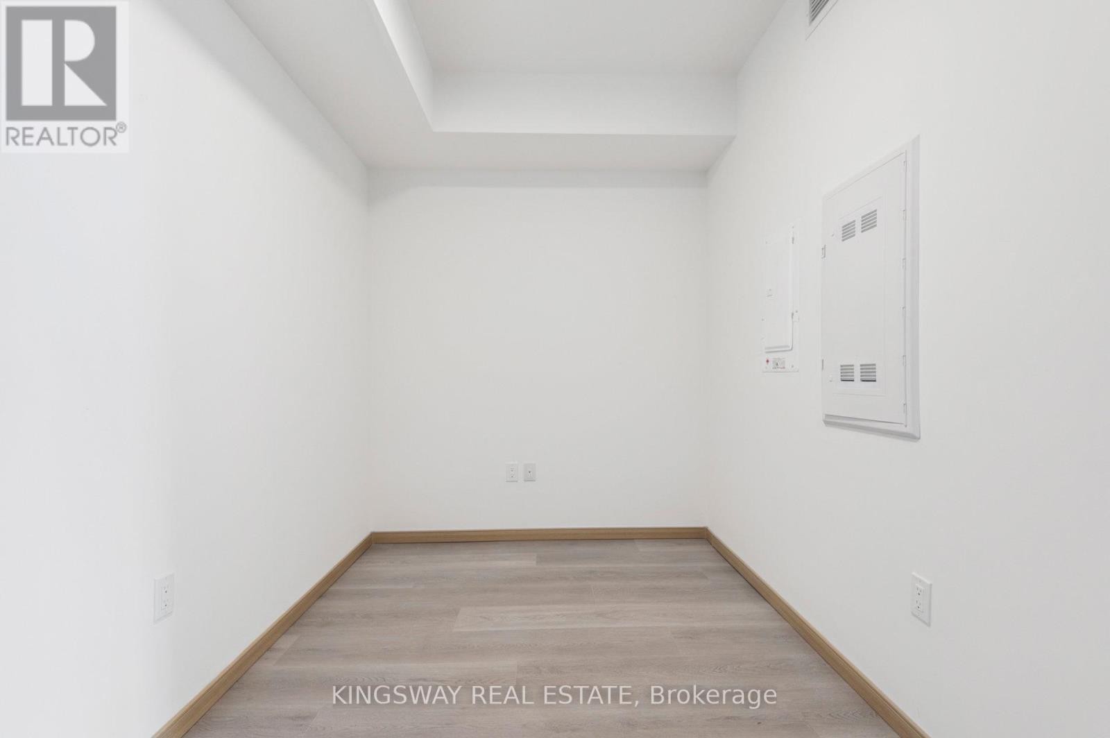 












310 - 3421 SHEPPARD AVENUE E

,
Toronto (Tam O'Shanter-Sullivan),




Ontario
M1T0C1

