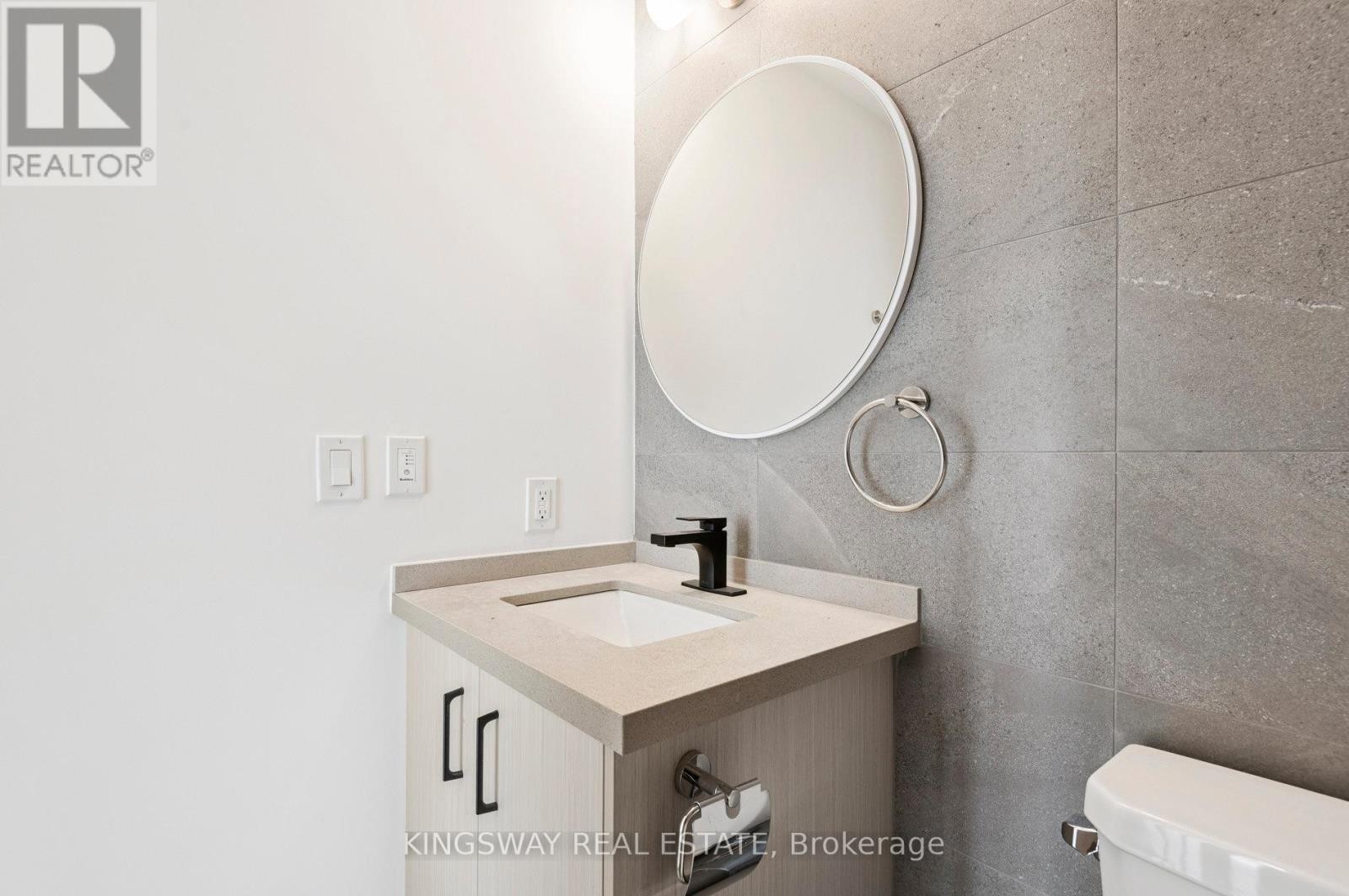












310 - 3421 SHEPPARD AVENUE E

,
Toronto (Tam O'Shanter-Sullivan),




Ontario
M1T0C1

