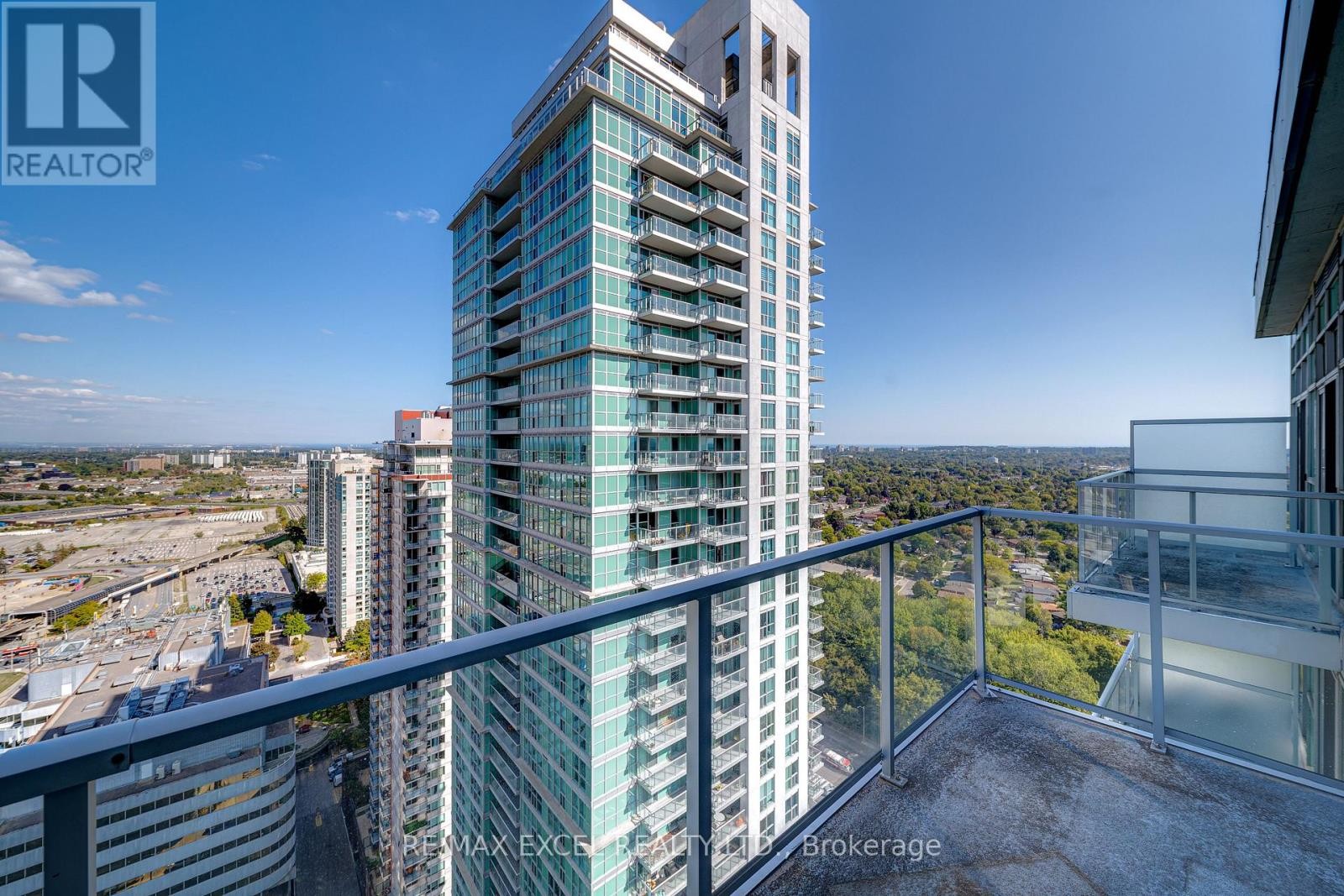 












UPH04 - 60 TOWN CENTRE COURT

,
Toronto (Bendale),




Ontario
M1P0B1

