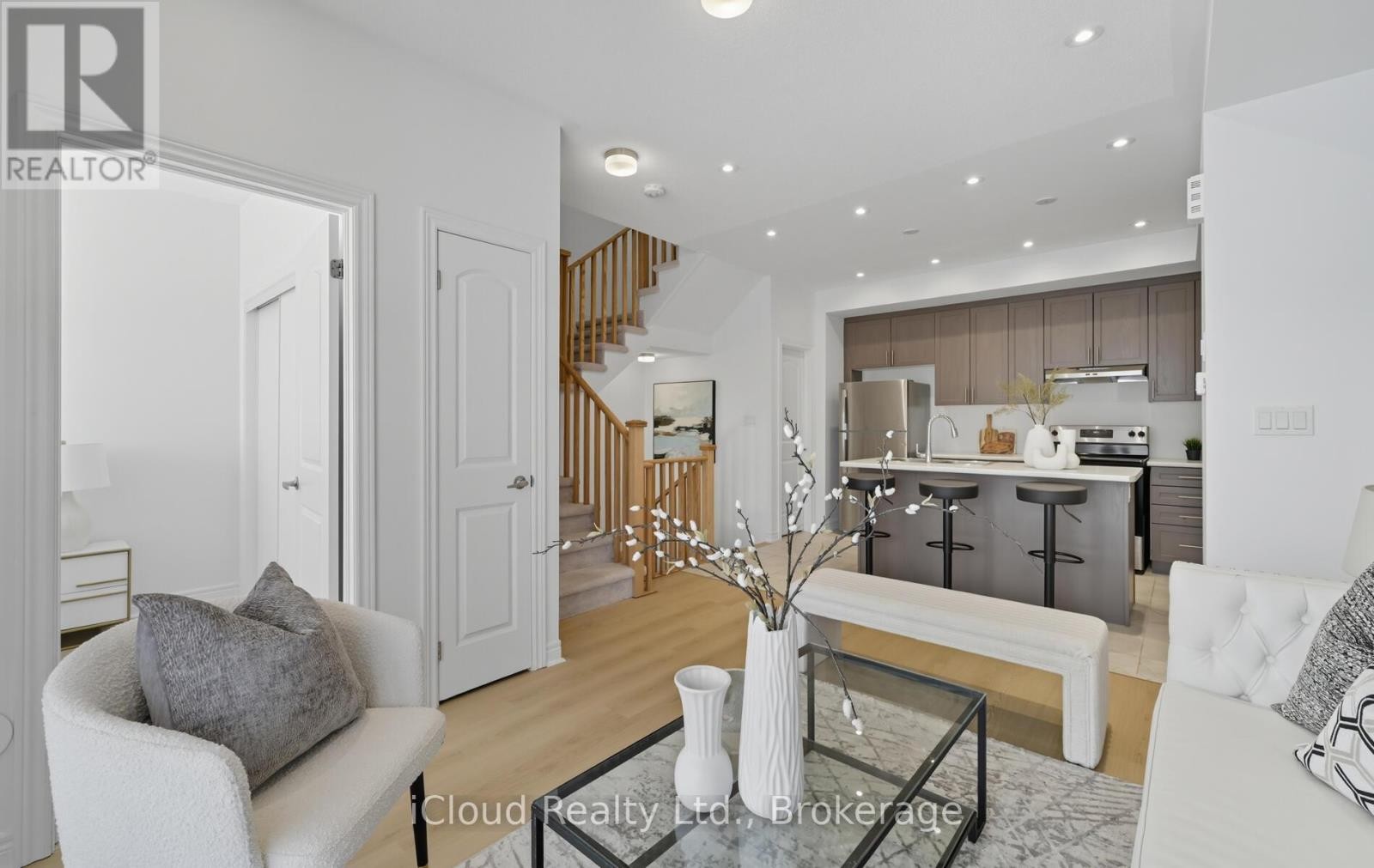 












1117 LOCKIE DRIVE

,
Oshawa (Kedron),




Ontario
L1L0R9

