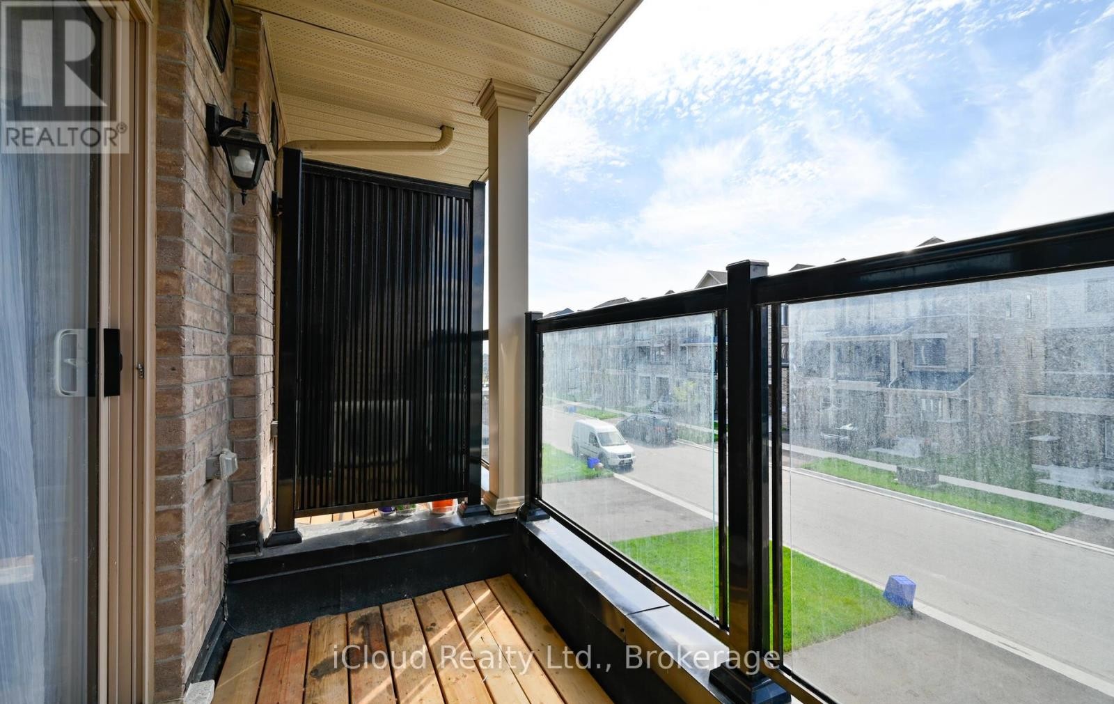 












1117 LOCKIE DRIVE

,
Oshawa (Kedron),




Ontario
L1L0R9

