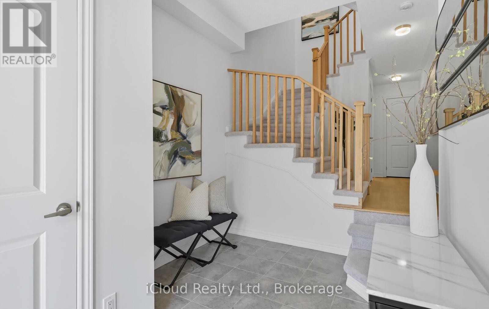 












1117 LOCKIE DRIVE

,
Oshawa (Kedron),




Ontario
L1L0R9

