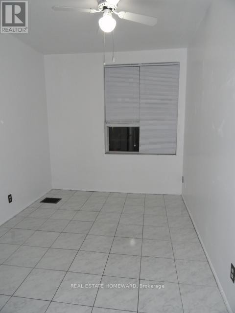 












2438 DANFORTH AVENUE

,
Toronto (East End-Danforth),




Ontario
M4C1K9

