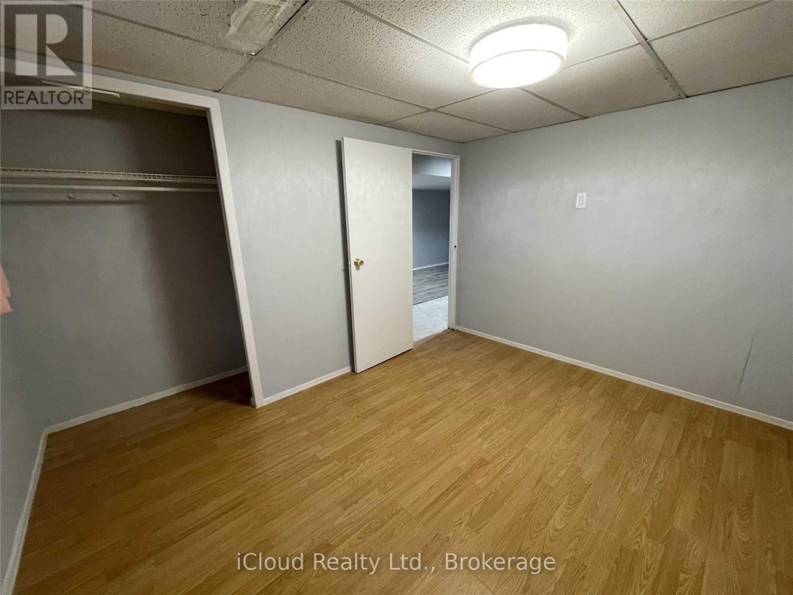 












26 FROLICK CRESCENT

,
Toronto (Morningside),




Ontario
M1G3E7

