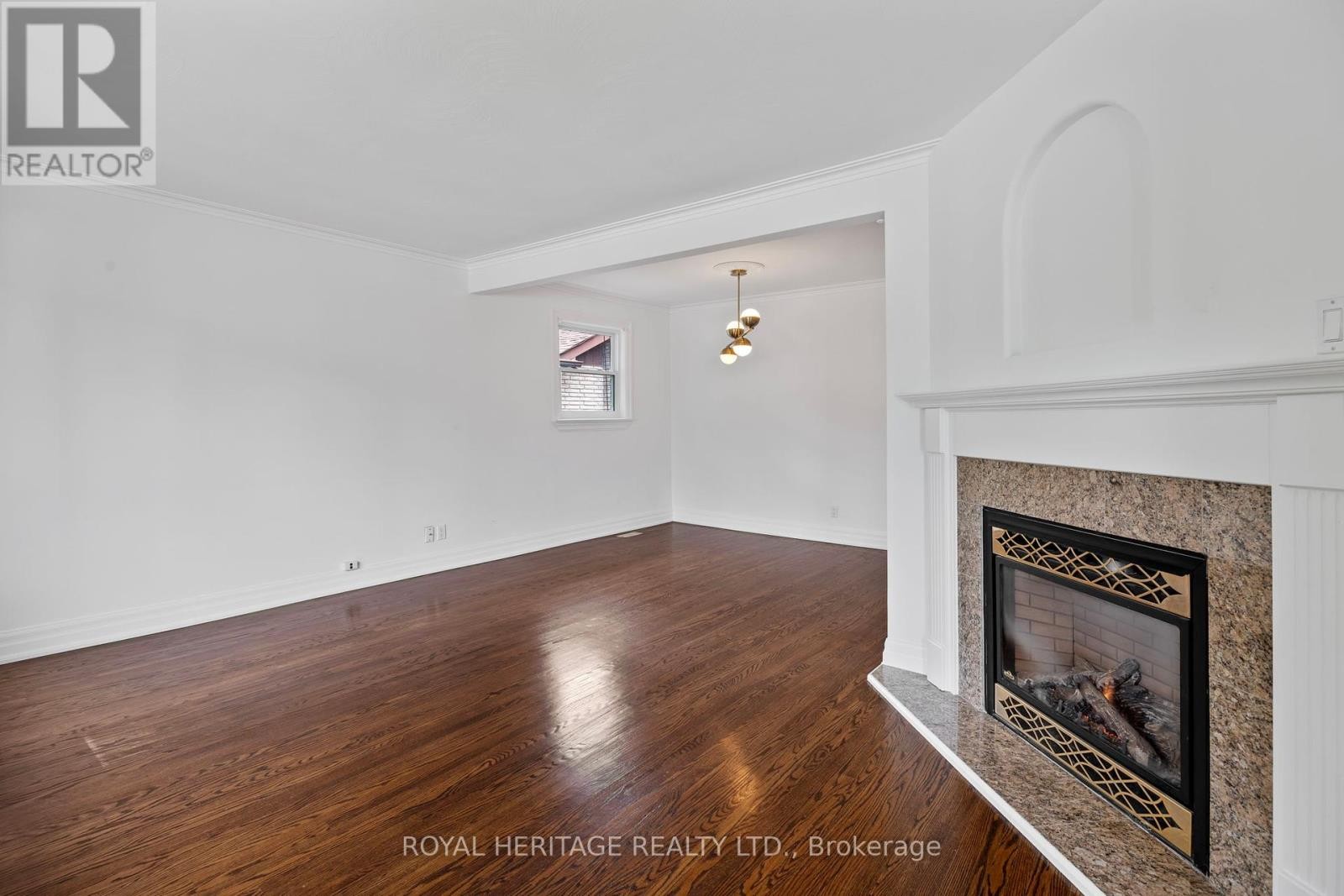 












32 BEATH STREET

,
Toronto (West Hill),




Ontario
M1E3J3

