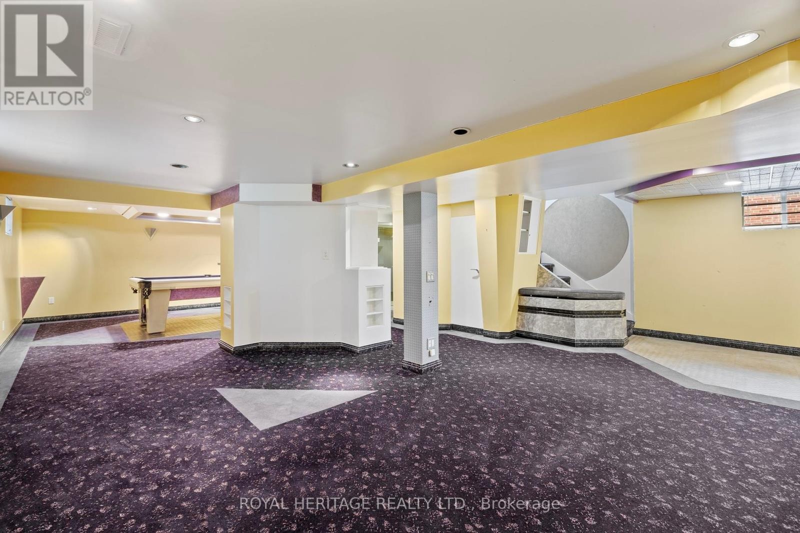 












32 BEATH STREET

,
Toronto (West Hill),




Ontario
M1E3J3

