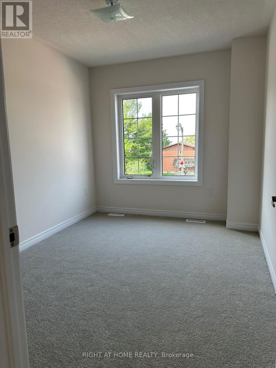 












2067 HORACE DUNCAN CRESCENT

,
Oshawa (Kedron),




Ontario
L1H0H4

