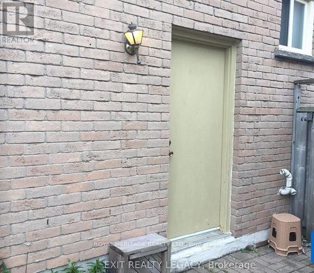 












8 RYECLIFFE COURT

,
Toronto (Rouge),




Ontario
M1B4W1

