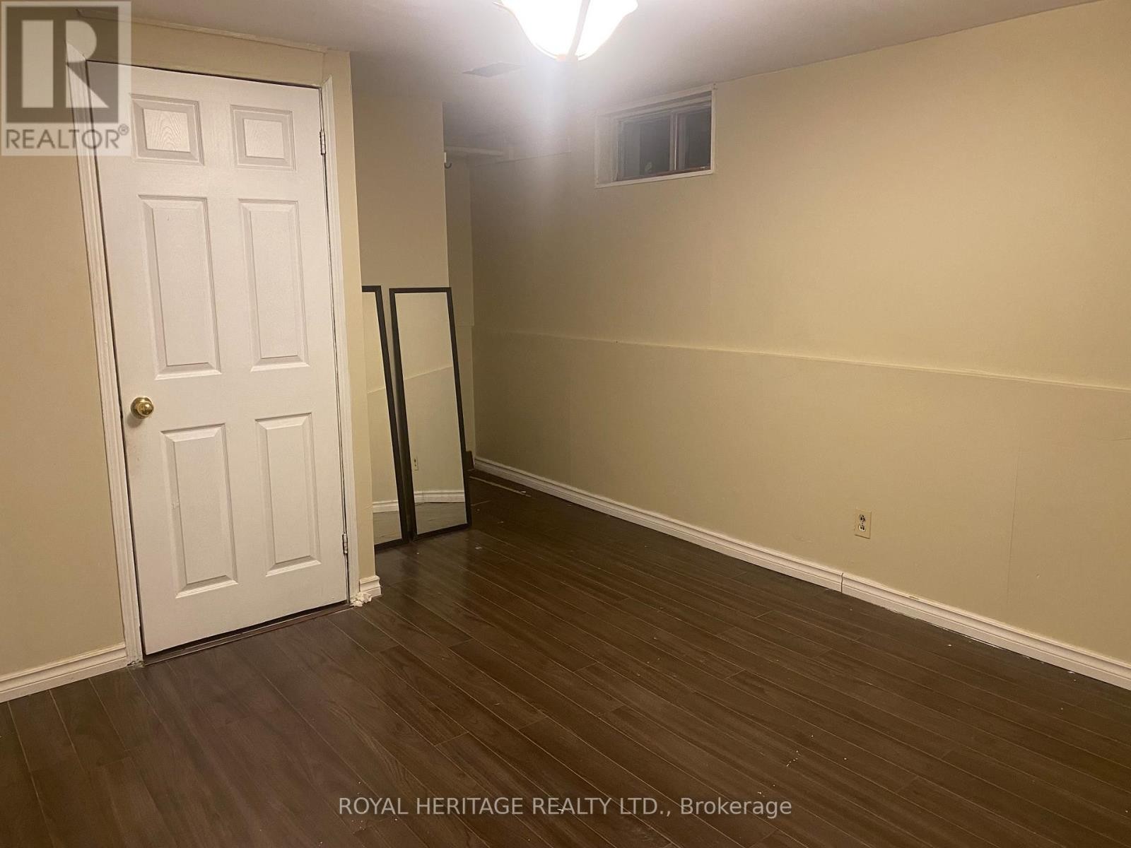 












8 RYECLIFFE COURT

,
Toronto (Rouge),




Ontario
M1B4W1

