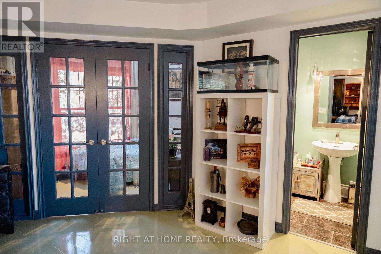 












D-7 - 1663 NASH ROAD

,
Clarington (Courtice),




Ontario
L1E1S8

