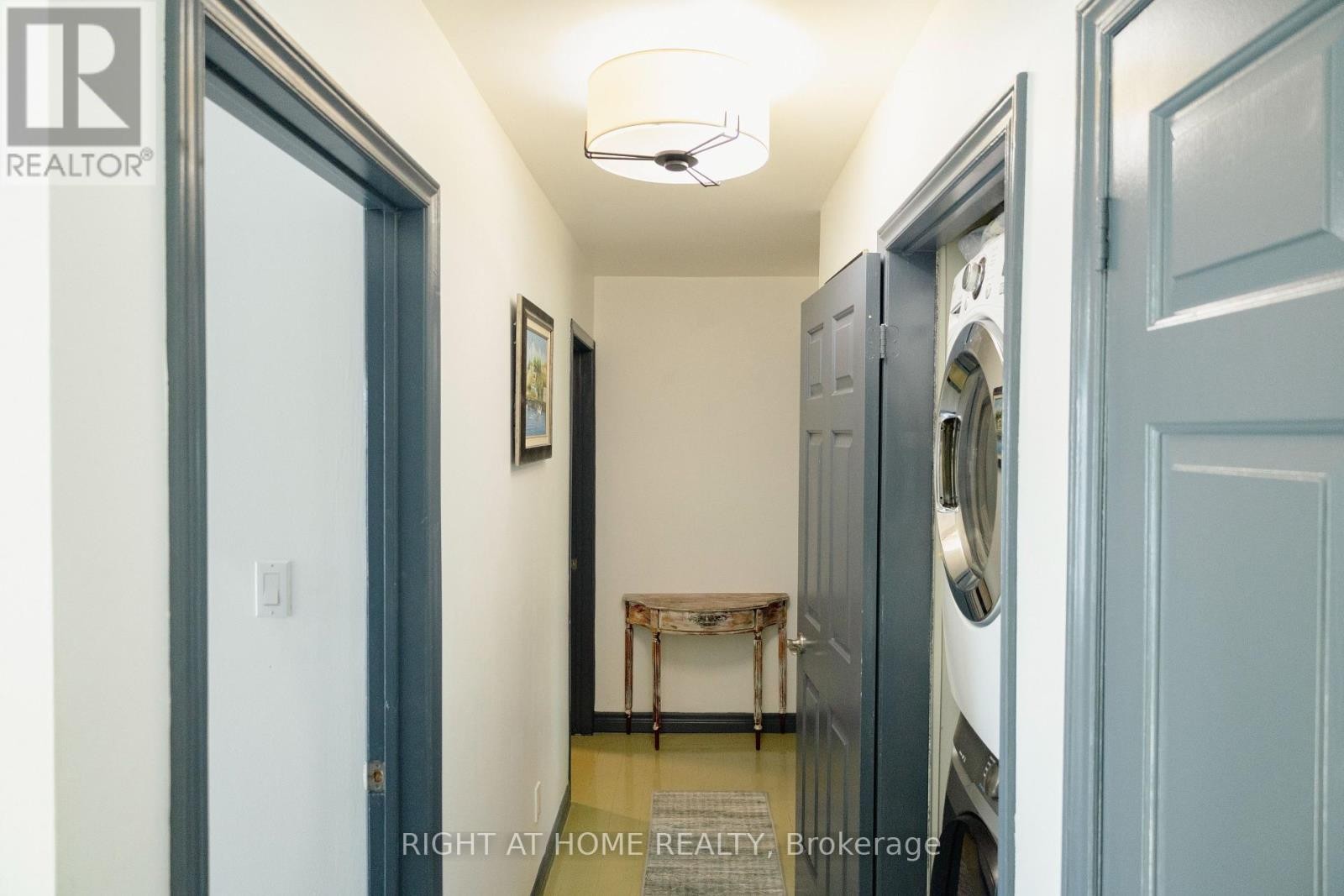 












D-7 - 1663 NASH ROAD

,
Clarington (Courtice),




Ontario
L1E1S8

