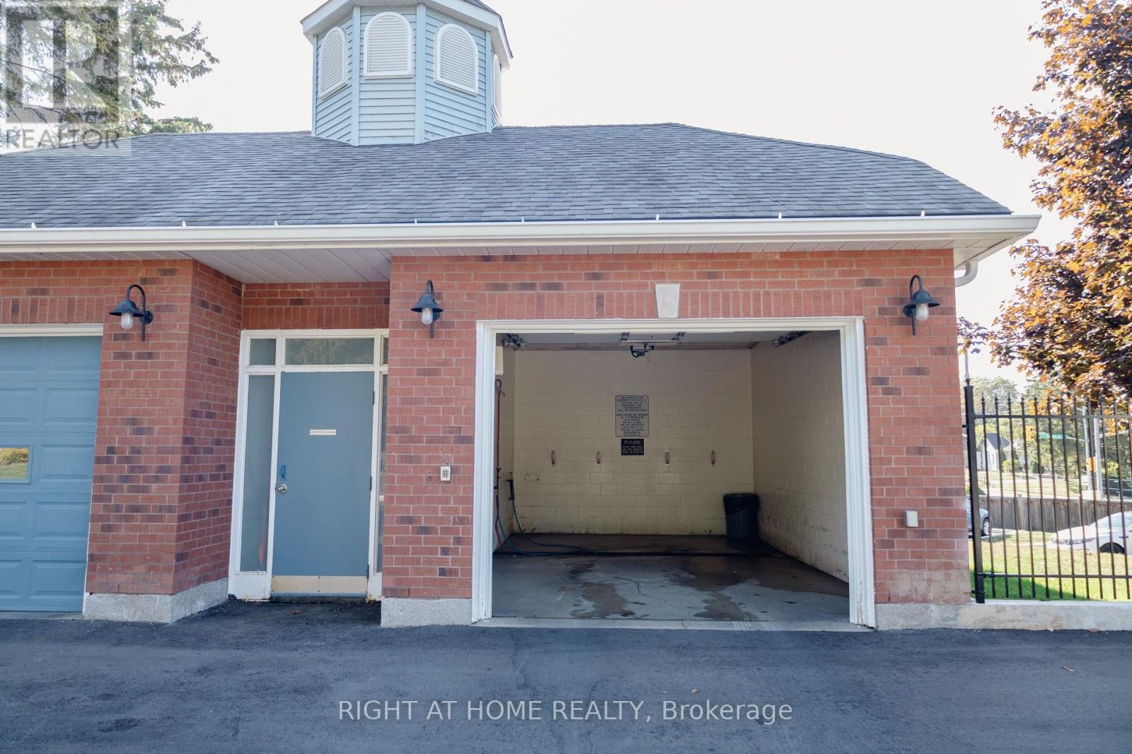 












D-7 - 1663 NASH ROAD

,
Clarington (Courtice),




Ontario
L1E1S8

