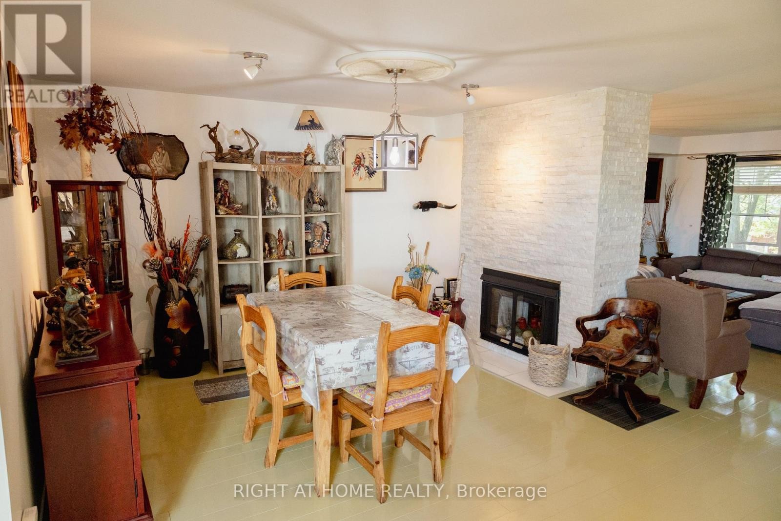 












D-7 - 1663 NASH ROAD

,
Clarington (Courtice),




Ontario
L1E1S8

