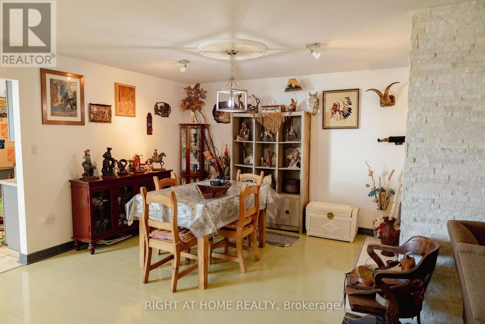 












D-7 - 1663 NASH ROAD

,
Clarington (Courtice),




Ontario
L1E1S8

