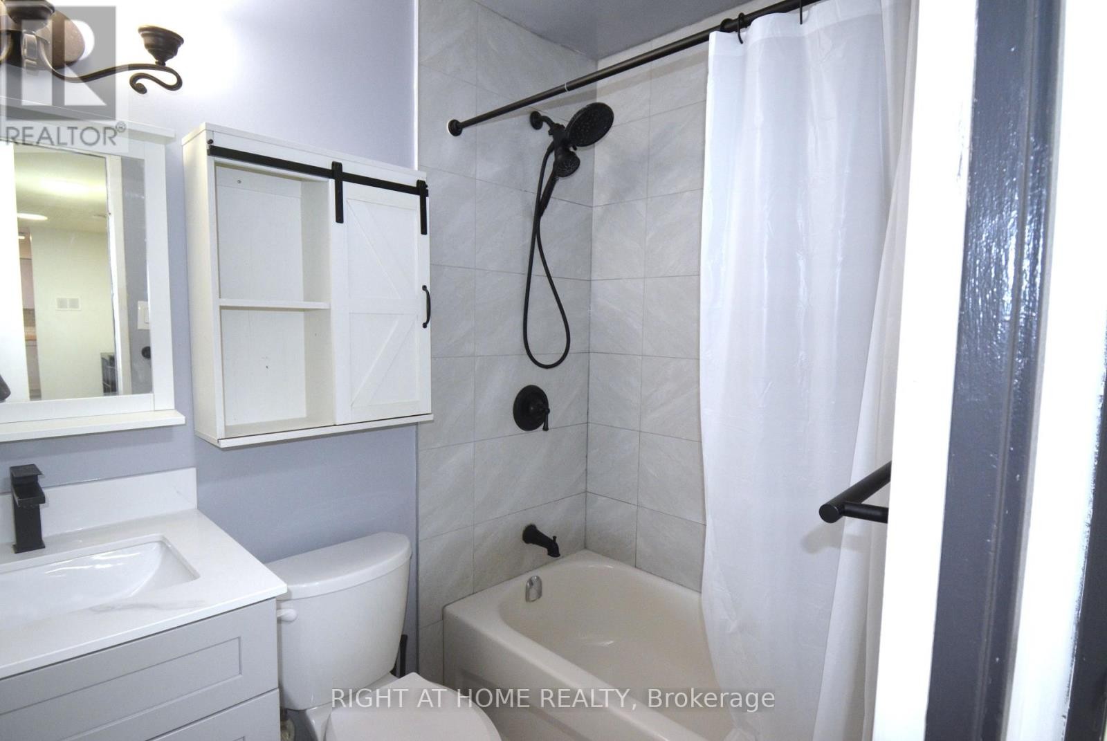 












216 - 100 DUNDALK DRIVE

,
Toronto (Dorset Park),




Ontario
M1P4V2

