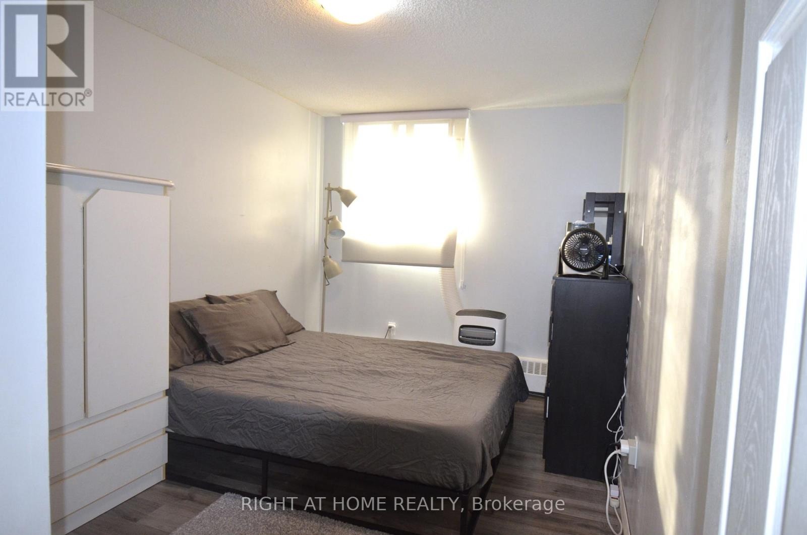 












216 - 100 DUNDALK DRIVE

,
Toronto (Dorset Park),




Ontario
M1P4V2

