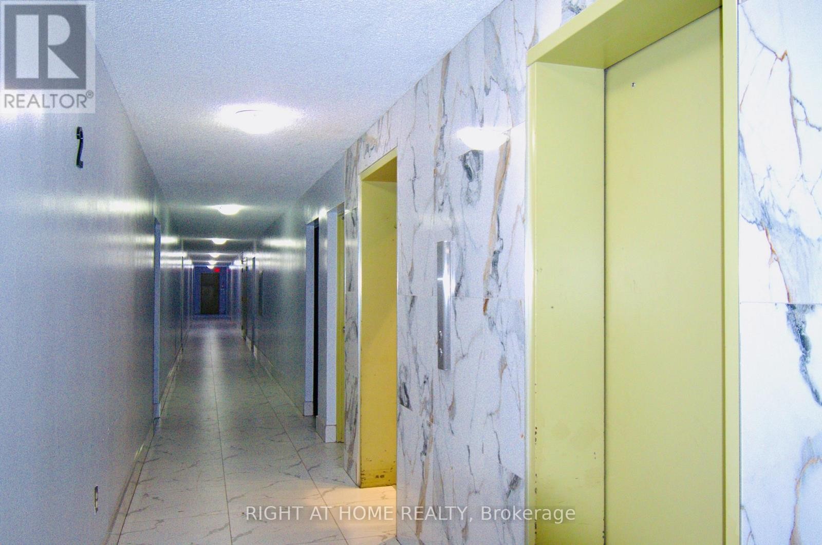 












216 - 100 DUNDALK DRIVE

,
Toronto (Dorset Park),




Ontario
M1P4V2

