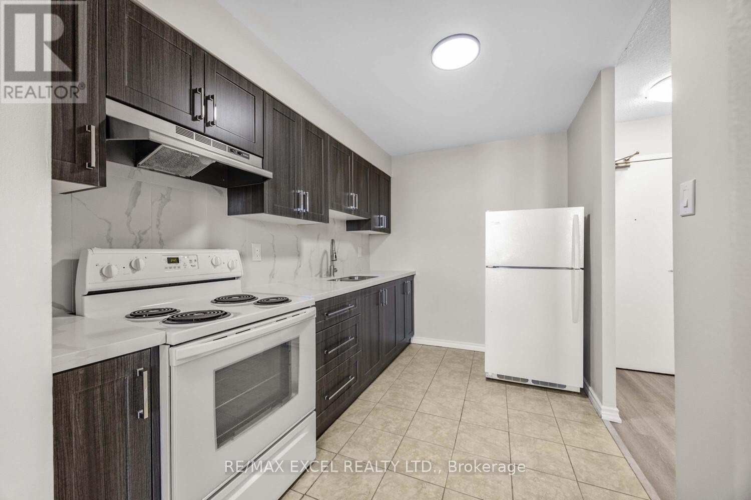 












817 - 100 DUNDALK DRIVE

,
Toronto (Dorset Park),




Ontario
M1P4V2

