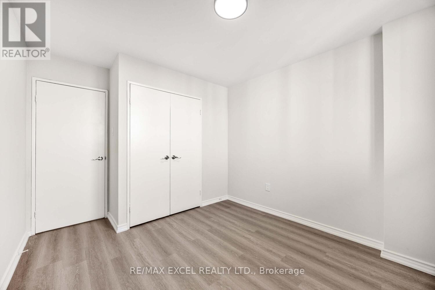 












817 - 100 DUNDALK DRIVE

,
Toronto (Dorset Park),




Ontario
M1P4V2


