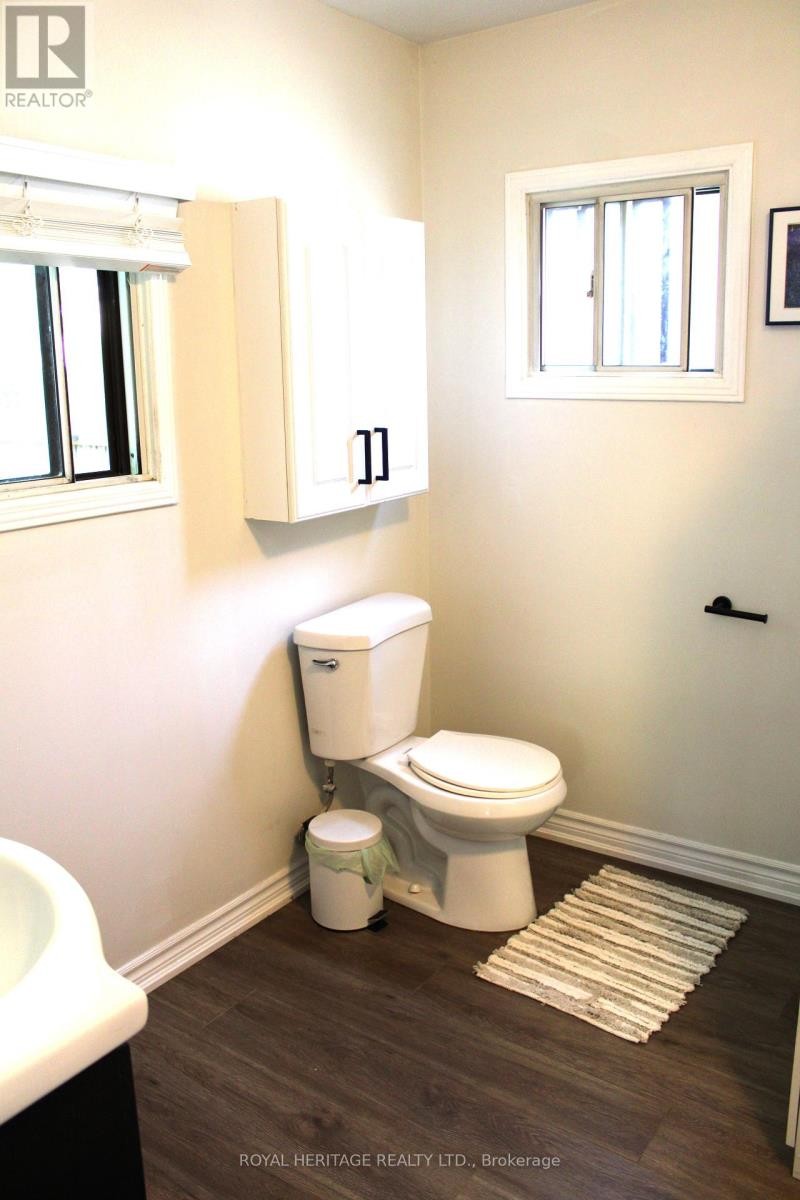 












228 COURT STREET

,
Oshawa (Central),




Ontario
L1H4W7

