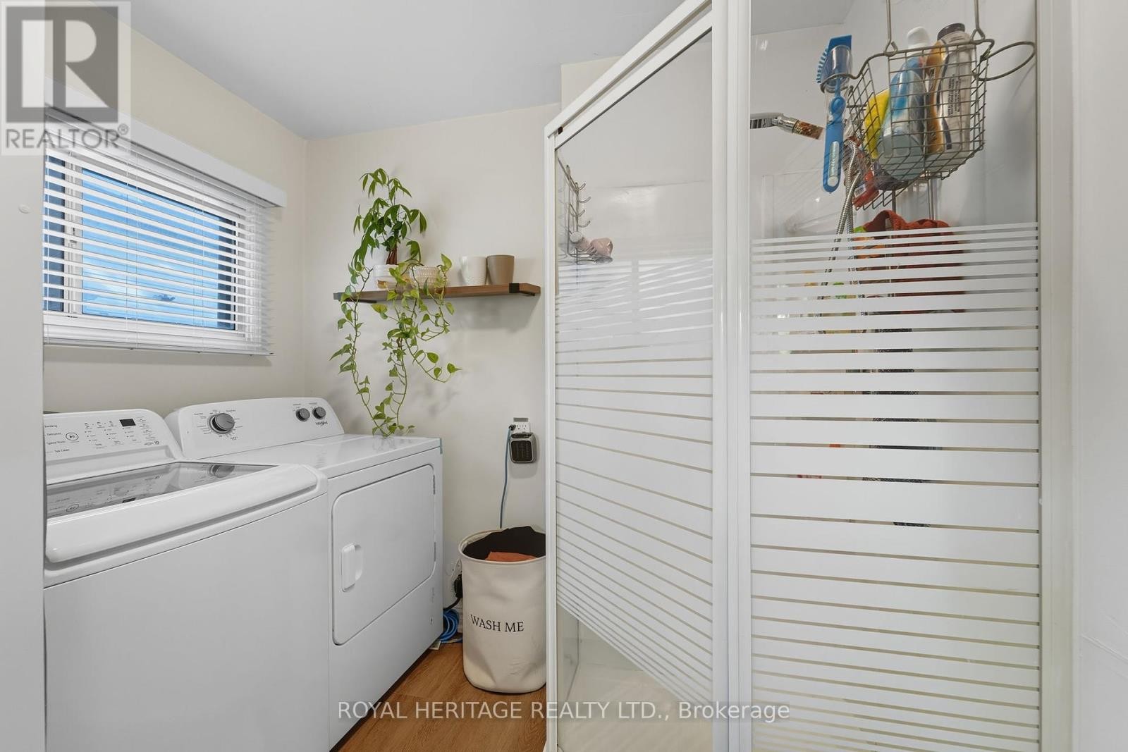 












228 COURT STREET

,
Oshawa (Central),




Ontario
L1H4W7

