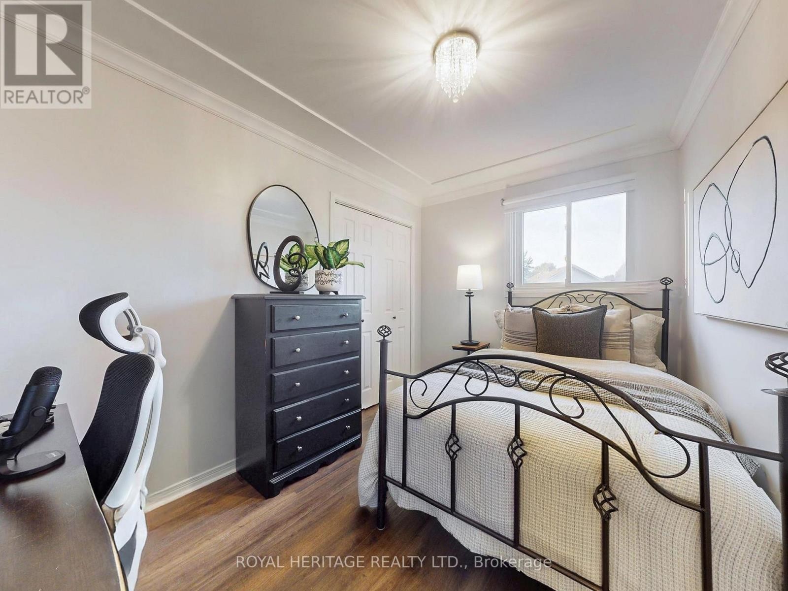 












138 WILLIAM STEPHENSON DRIVE

,
Whitby (Blue Grass Meadows),




Ontario
L1N8V3

