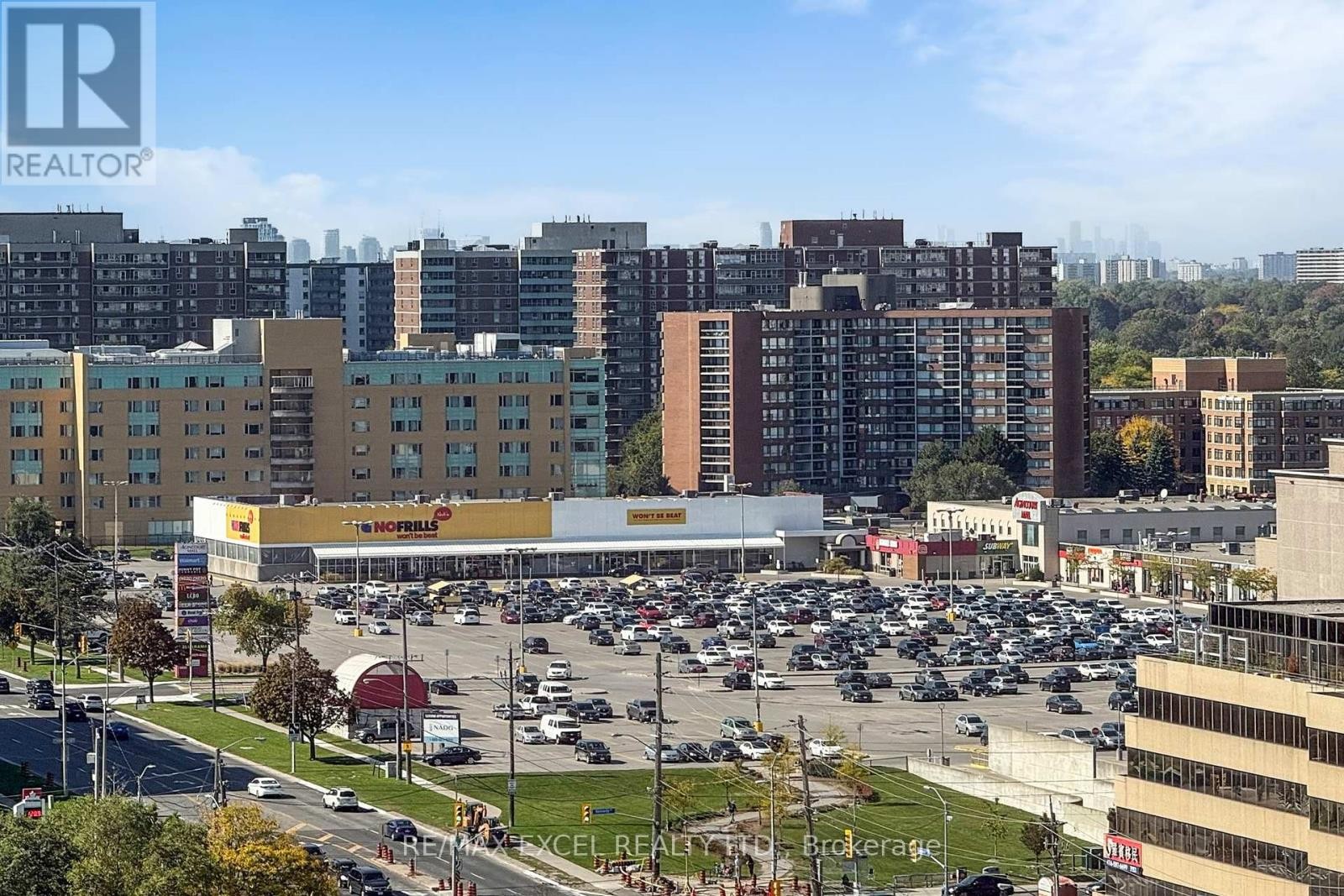 












1708 - 4101 SHEPPARD AVENUE E

,
Toronto (Agincourt South-Malvern West),




Ontario
M1S3H3

