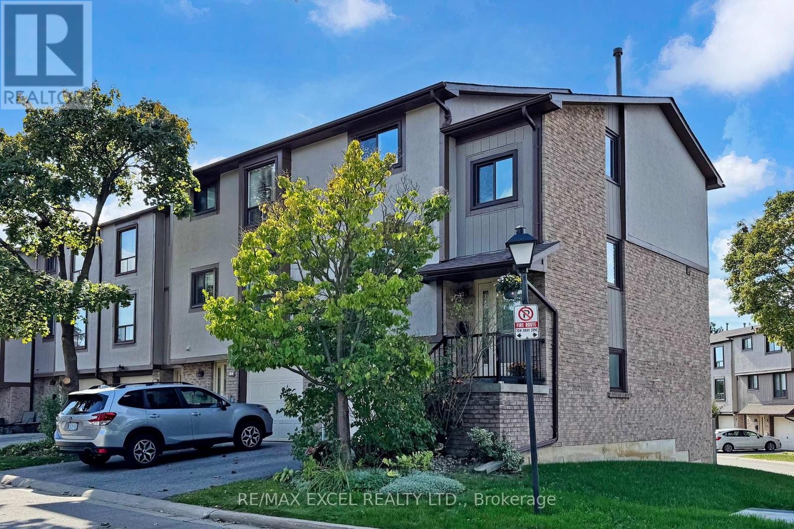 












98 - 24 FUNDY BAY BOULEVARD

,
Toronto (Steeles),




Ontario
M1W3A4

