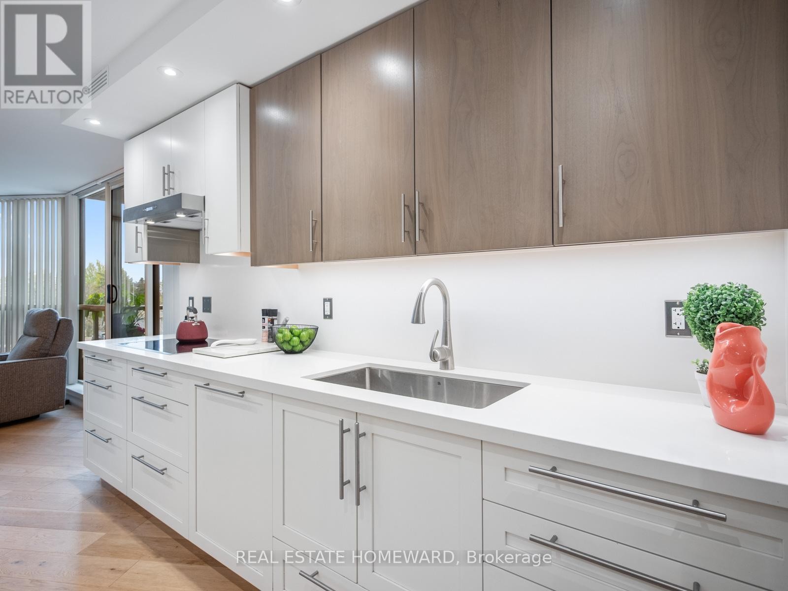 












311 - 20 GUILDWOOD PARKWAY

,
Toronto (Guildwood),




Ontario
M1E5B6

