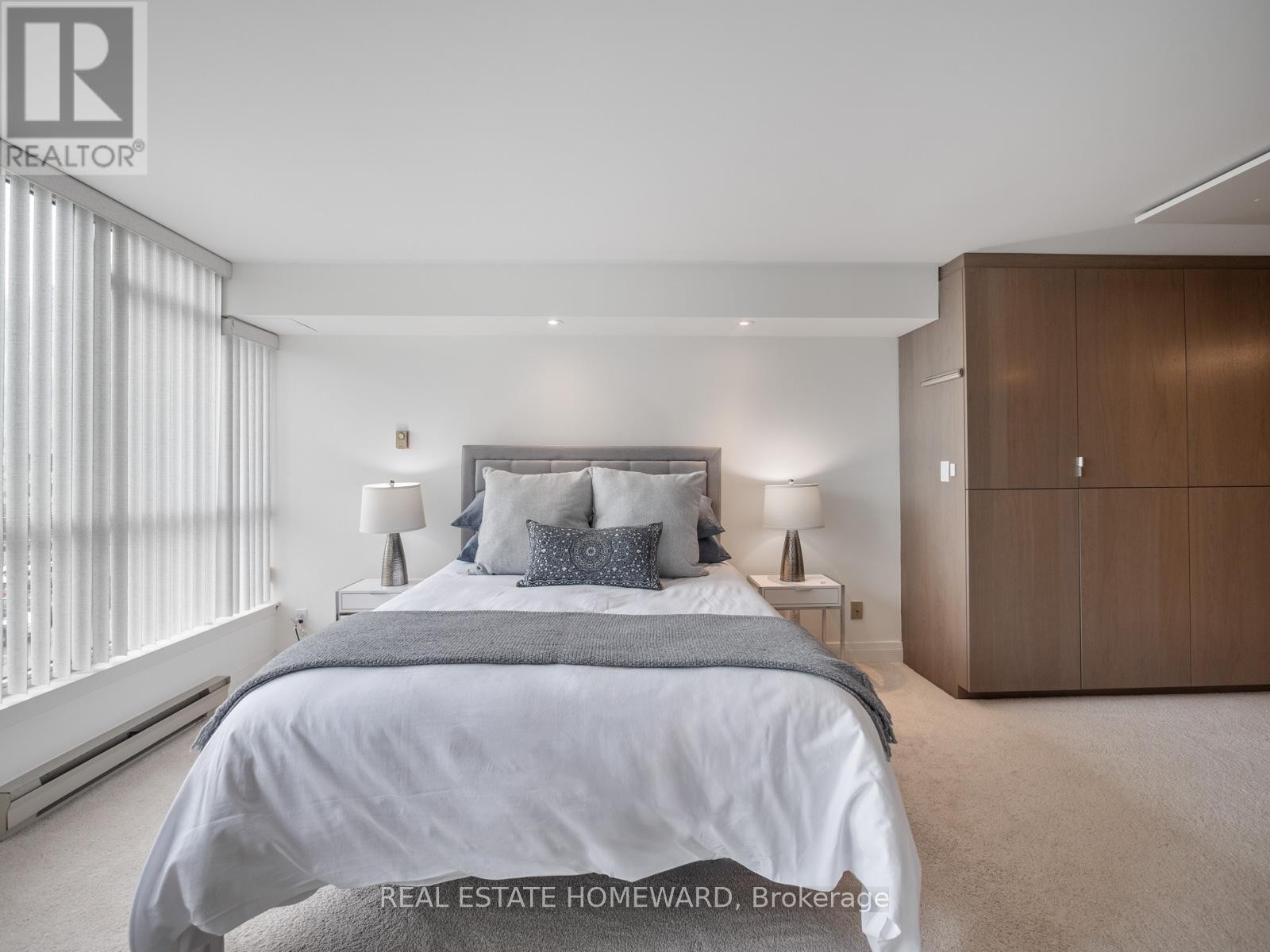 












311 - 20 GUILDWOOD PARKWAY

,
Toronto (Guildwood),




Ontario
M1E5B6

