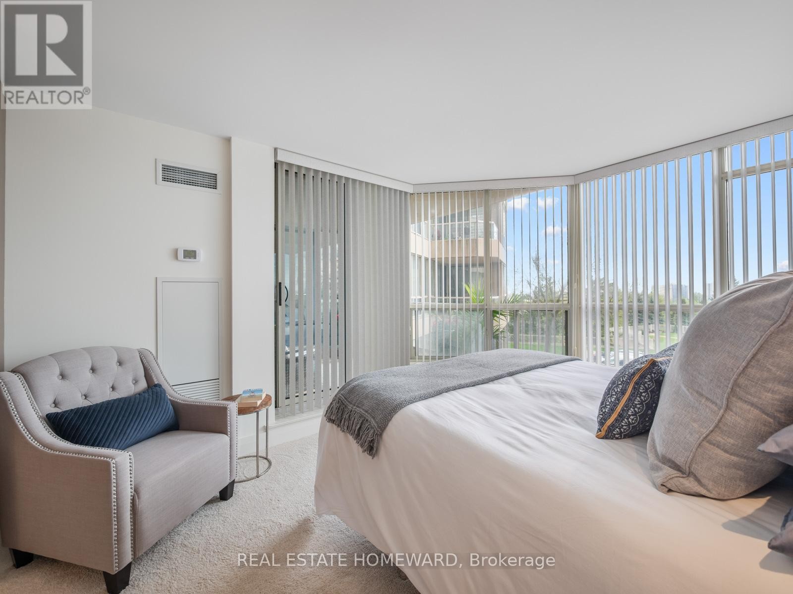 












311 - 20 GUILDWOOD PARKWAY

,
Toronto (Guildwood),




Ontario
M1E5B6

