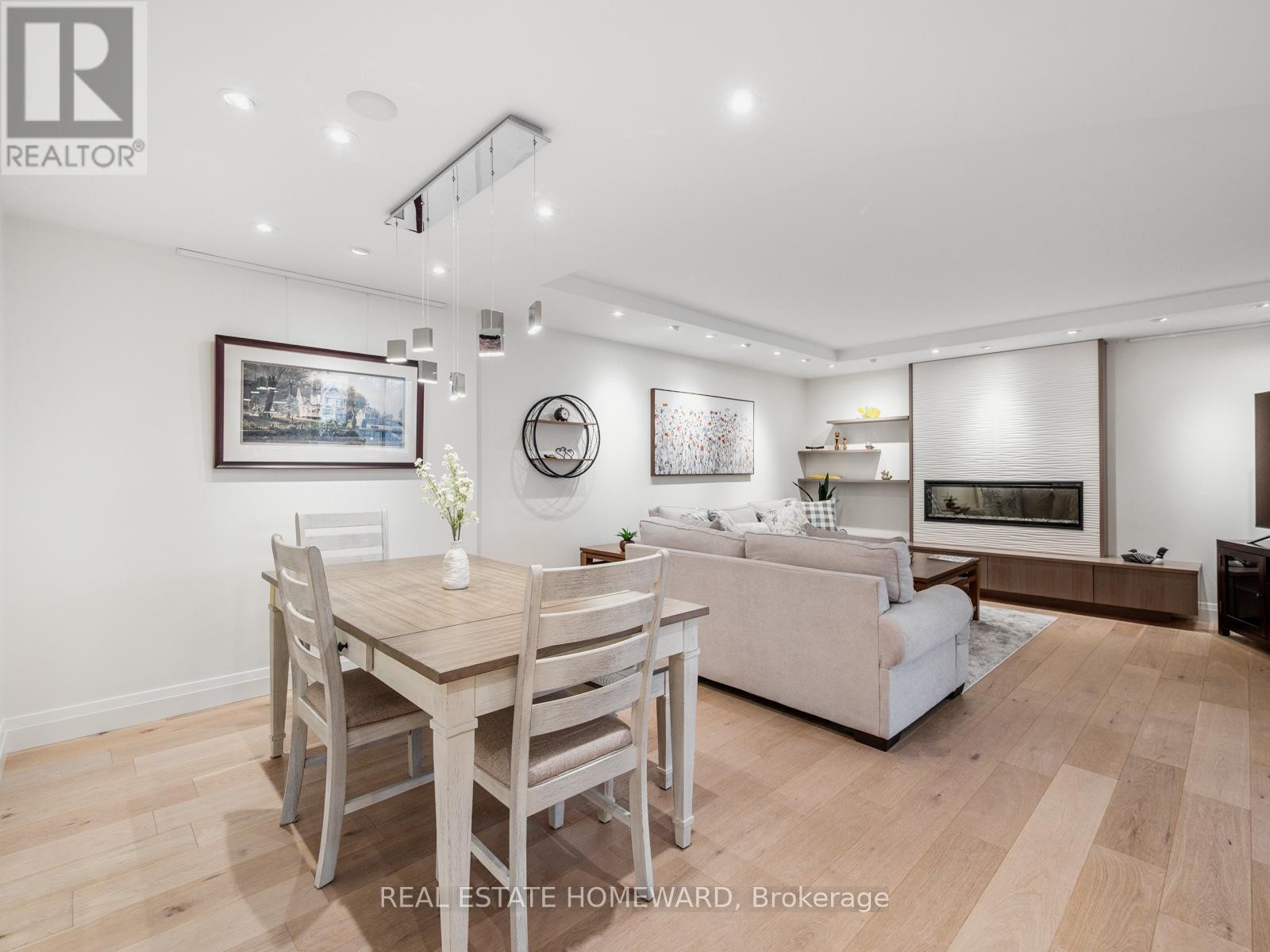 












311 - 20 GUILDWOOD PARKWAY

,
Toronto (Guildwood),




Ontario
M1E5B6

