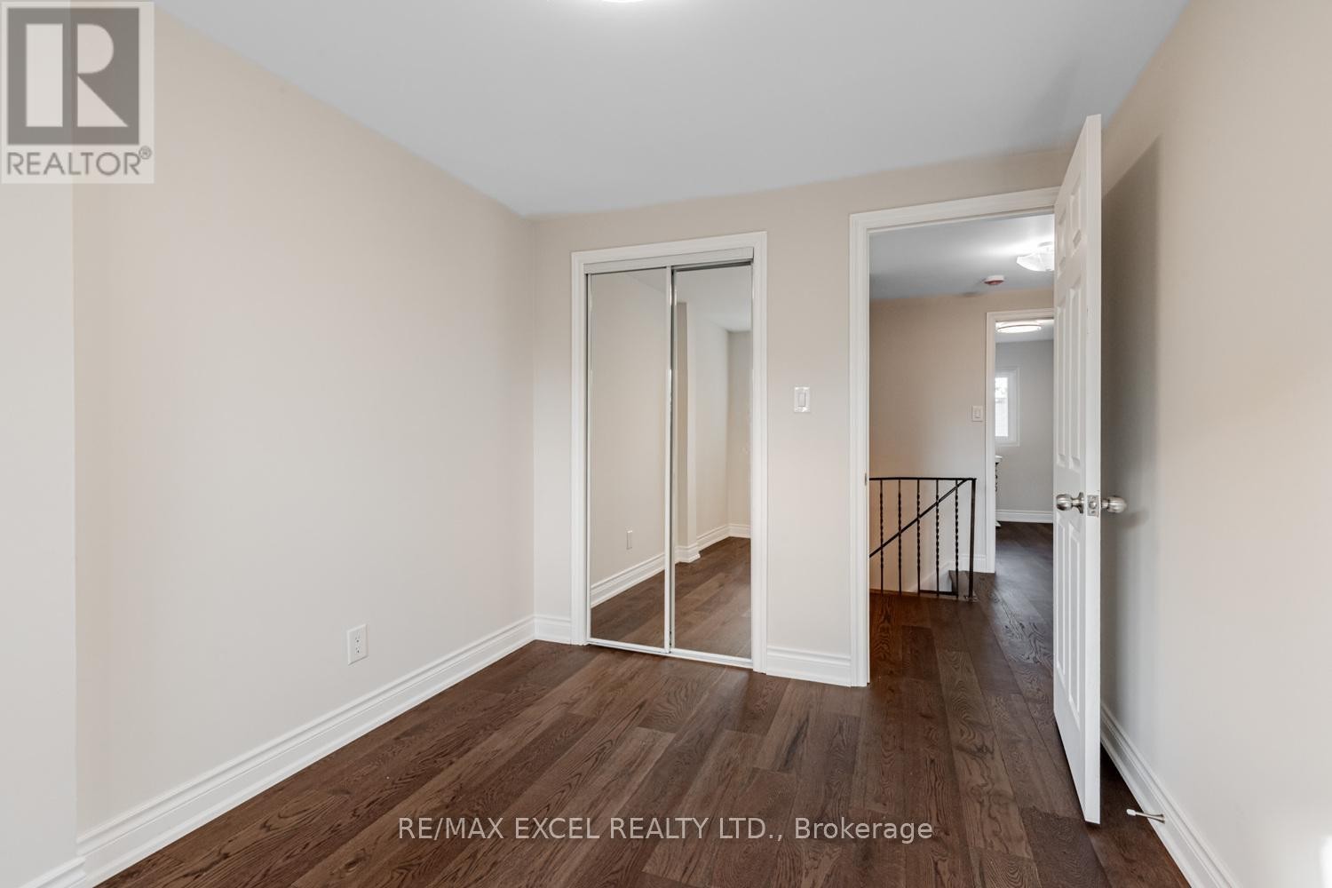 












#61 - 120 BEVERLY GLEN BOULEVARD

,
Toronto (L'Amoreaux),




Ontario
M1W1W6

